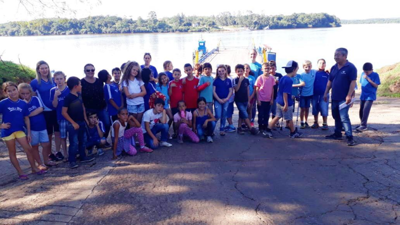 4º ANO REALIZA VIAGEM PELO MUNICÍPIO 